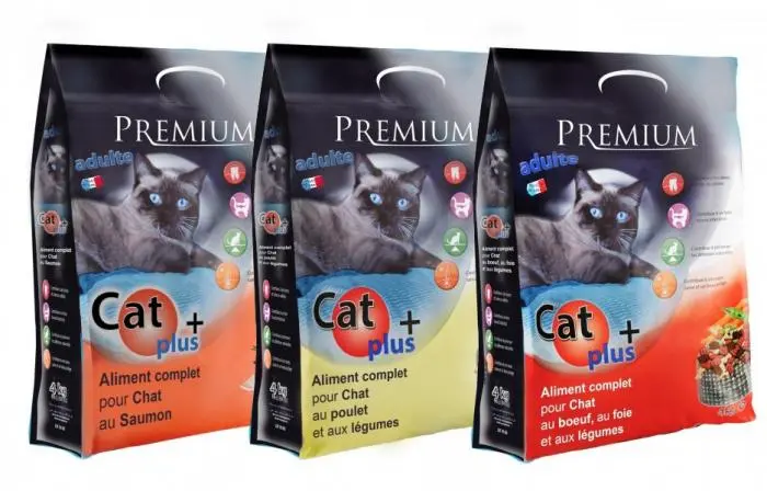 d4d7d9a910b75f86f64e8276d2a1817f.webp Croquettes premium pour chat adult 2kg